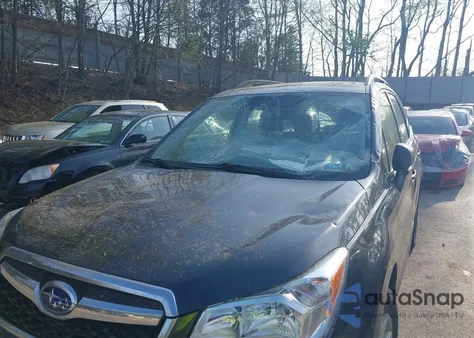 2015 Subaru Forester 2.5I z USA, uszkodzony, nr VIN JF2SJABCXFH599231
